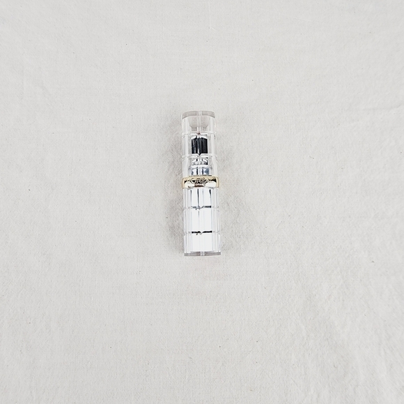 LAST ONE 🔥L'Oréal color riche Plump & shine lipstick shade 930 - Picture 5 of 7